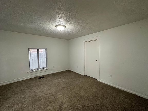 5th image of 1421 James St