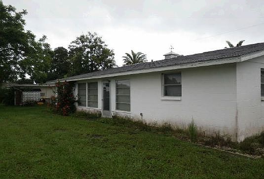 2nd image of 1945 Neptune Dr