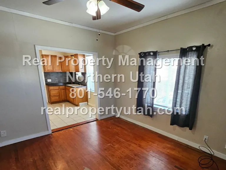 963 Rushton St — Photo 4