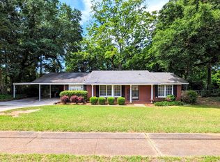 258 S College St, Newton, AL 36352