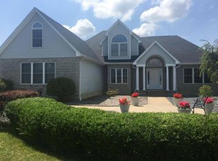 1543 Ottawa Dr NW, Canal Winchester, OH 43110