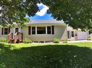 421 W Livermore St, Saint Peter, MN 56082