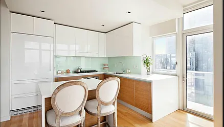 Rented by Reuveni LLC
