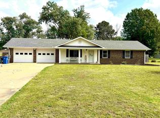 2300 Jaybee Dr, Jonesboro, AR 72404