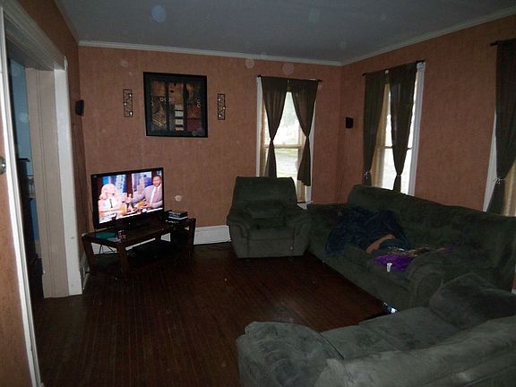 5th image of 1225 Walnut St