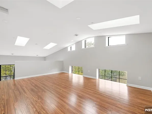 105-111 Marion St #18, Paterson, NJ 07522