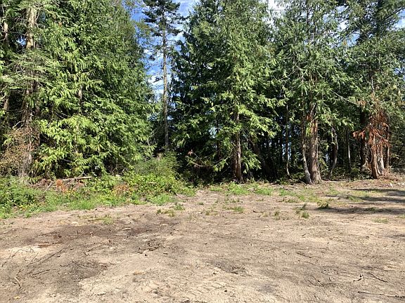 5th image of 654 Manzanita Dr