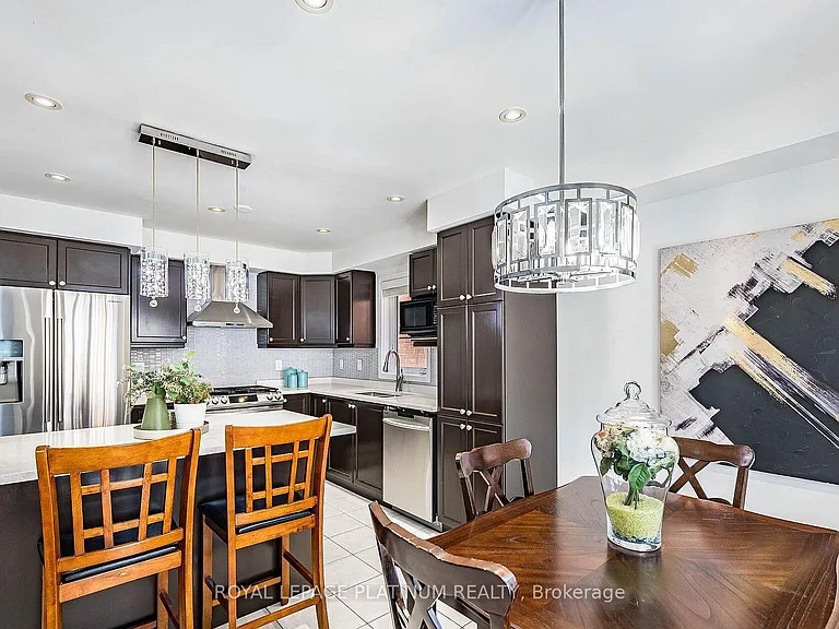 43 Arkwright Dr — Photo 14