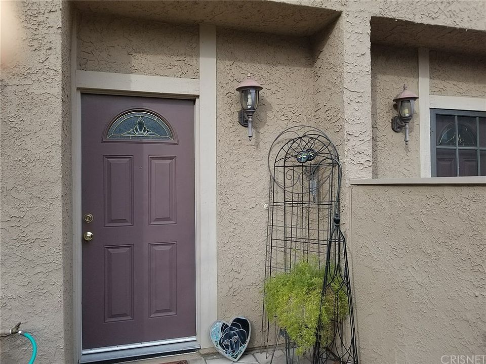 1st image of 17924 River Cir APT 2