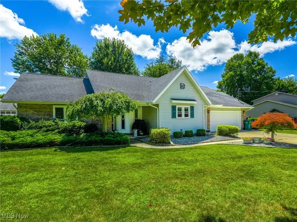 2922 Linda Ln, Ashtabula, OH 44004