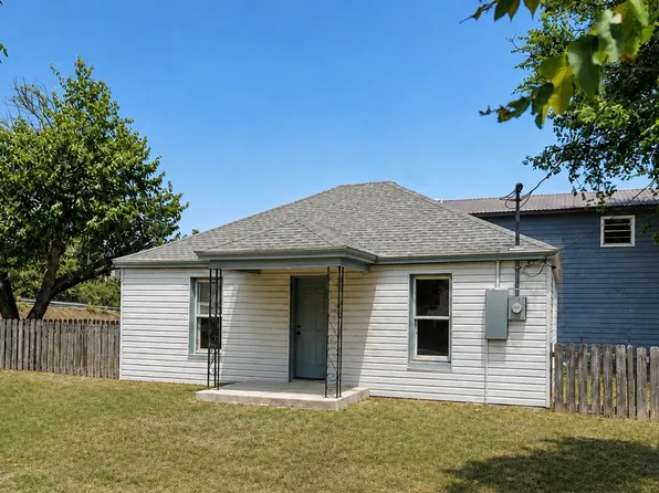 403 S 2nd Ave, Stephenville, TX 76401