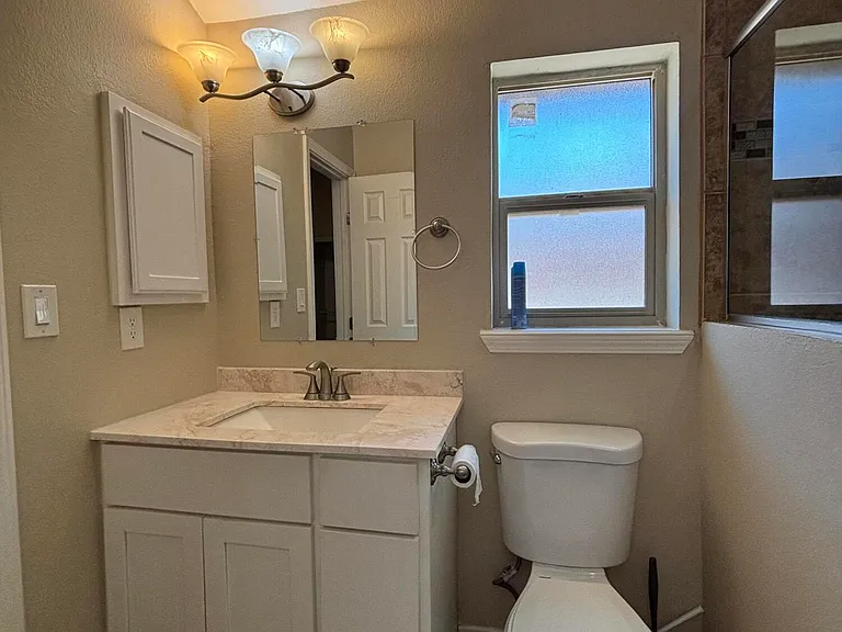 11837 Jim Ryan Ln — Photo 11