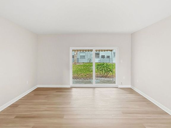 4th image of 1140 Rue Des Rois #1140