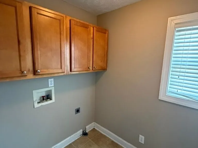 119 Willborough Ave — Photo 7