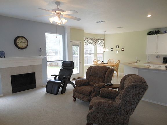 4th image of 1610 Somerset Canyon Ln