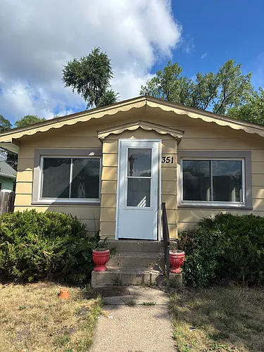 351 Maryland Ave E Photo 1