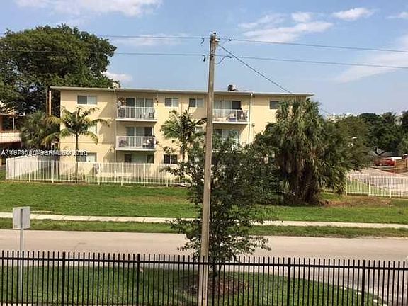 2nd image of 12500 NE 15th Ave APT 207
