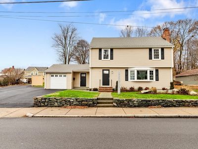 8 Clinton St, Woburn, MA, 01801