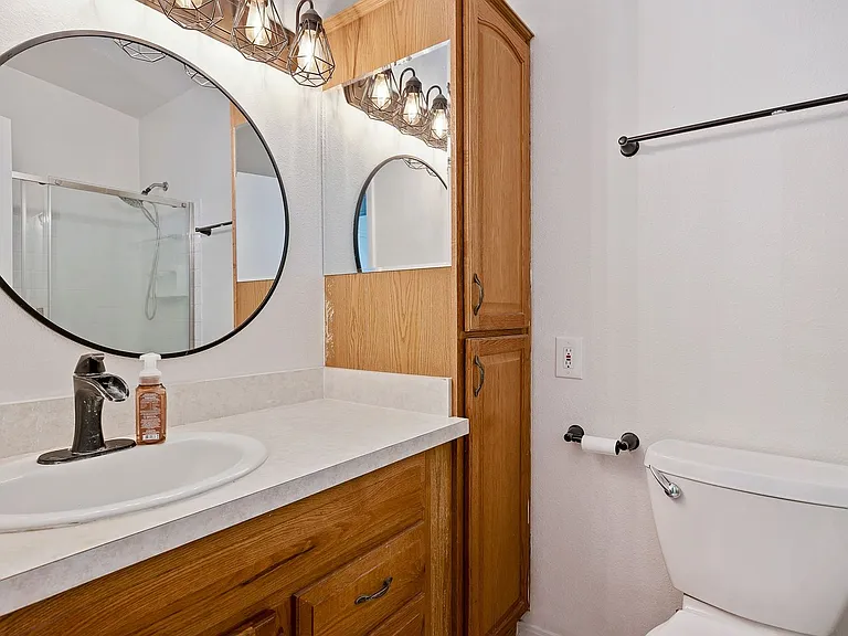 1642 Bel Air Cir — Photo 12