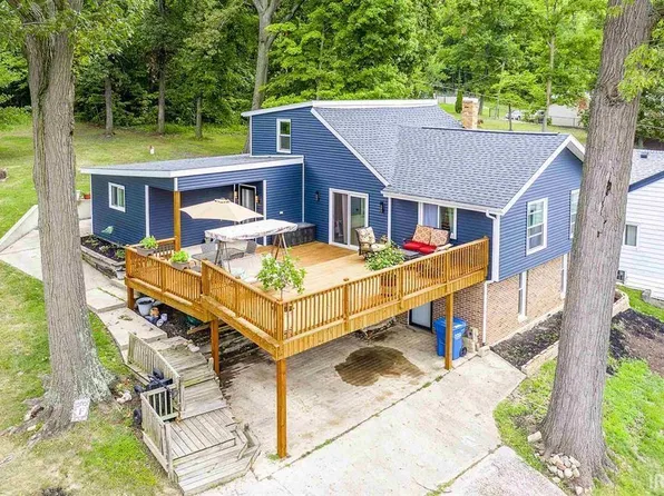 2717 E Stalf Rd, Columbia City, IN 46725