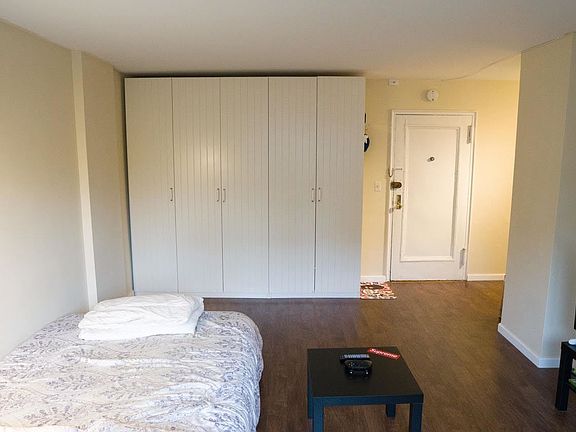 3rd image of 6515 Boulevard East Unit 3B