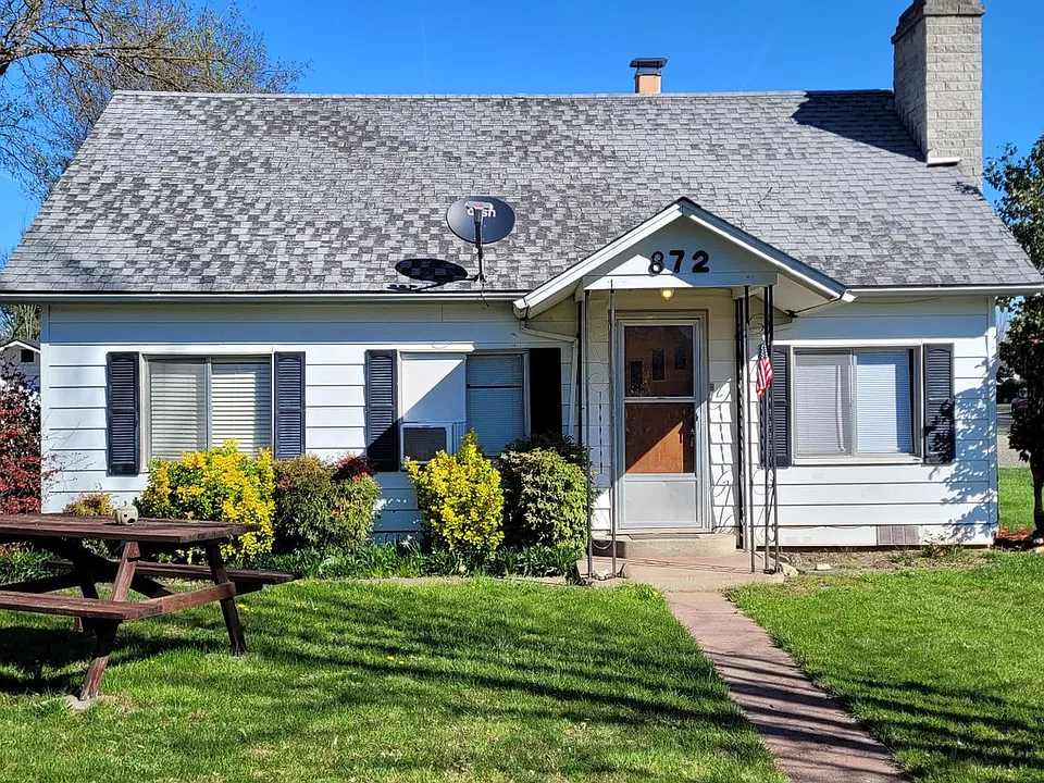 872 Marshall Ave