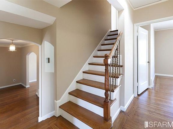 3rd image of 590 38th Ave