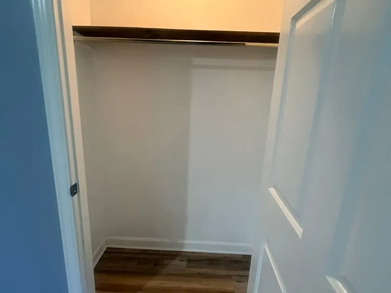 921 Brown School Rd — Photo 23