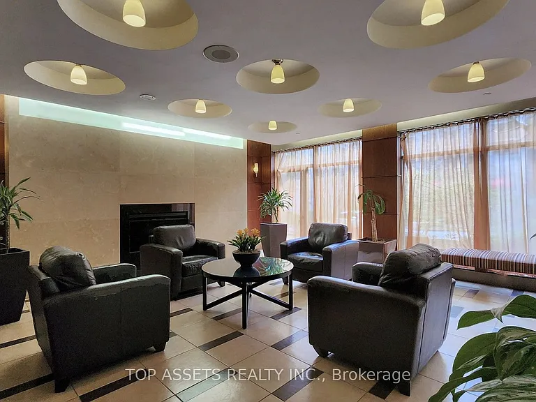 10 Northtown Way #606 — Photo 41