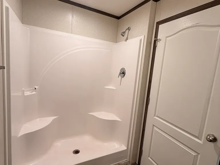 3305 Eastern Ave — Photo 11