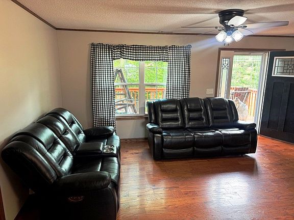 4th image of 811 Grubmore Rd