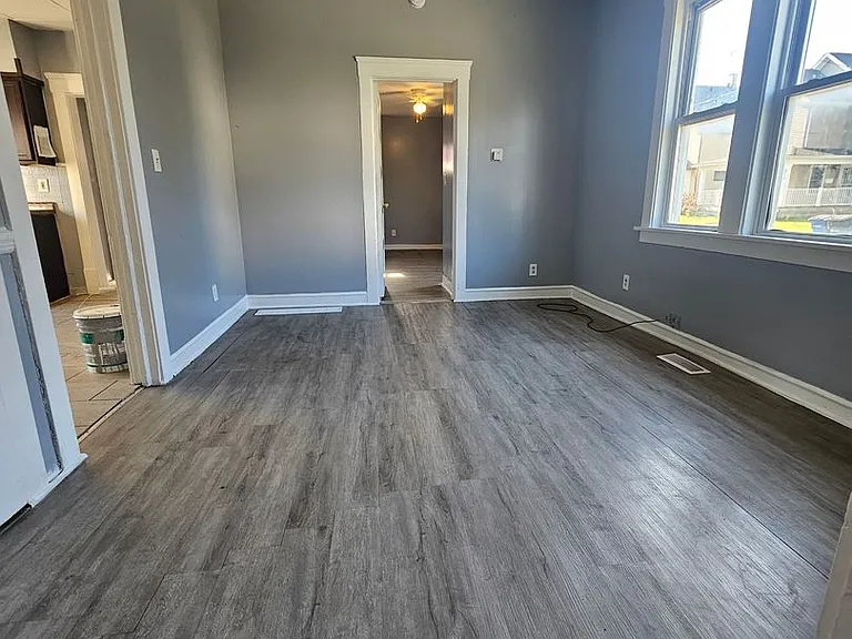 3355 W 43rd St — Photo 7