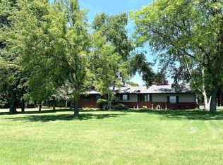 W12050 Lange Rd, Columbus, WI 53925