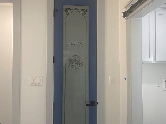 5th image of 2929 Hudson St