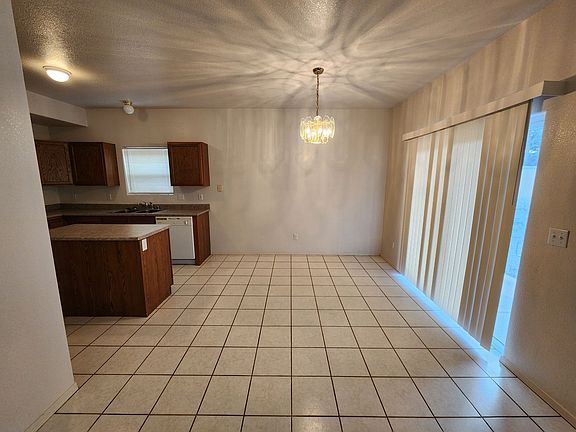 4th image of 5084 Calle Verde