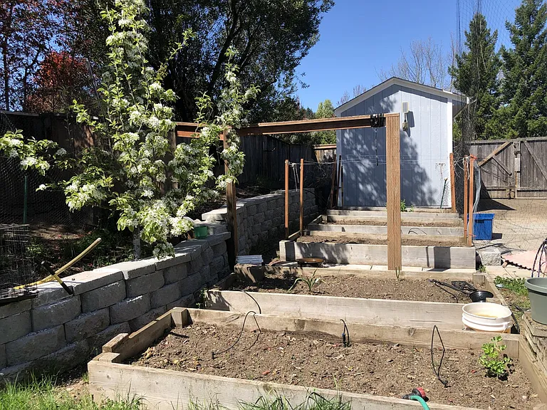 2498 NW Maser Dr — Photo 22