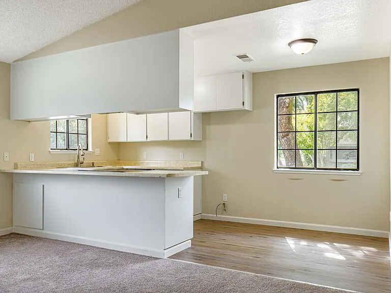 3521 Akeby Dr — Photo 7