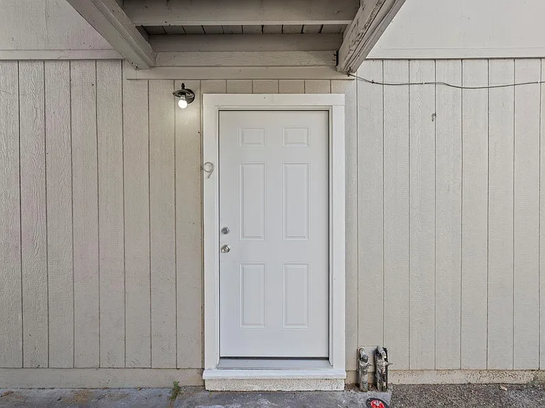 1927 Avenue M 1/2 #9 — Photo 15