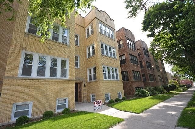 1st image of 1719 W Bryn Mawr Ave #2