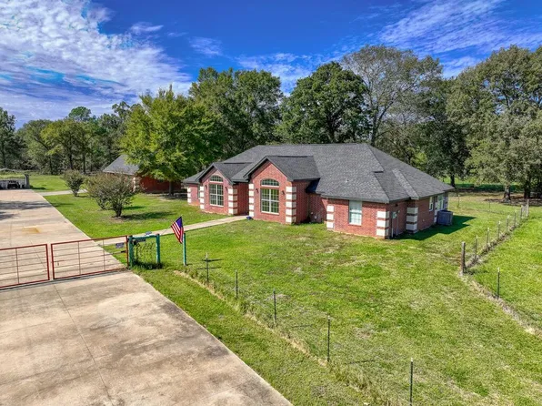 13852 Fm 645, Palestine, TX 75803