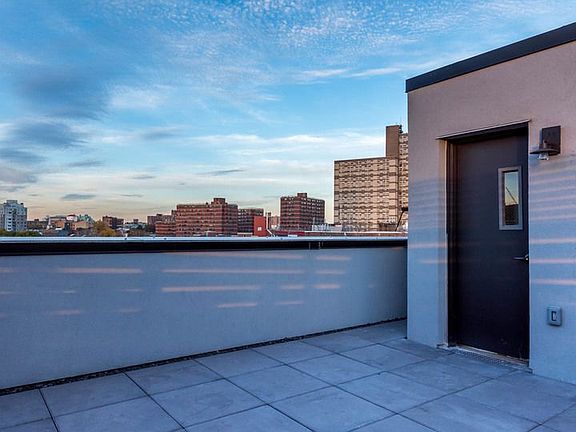 3rd image of 670 Pacific St #806