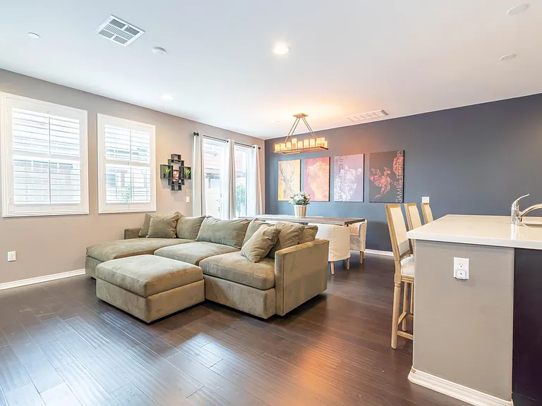 22058 Barrington Way — Photo 12
