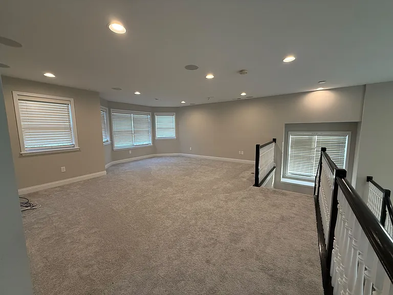 6346 Walker Ct — Photo 14