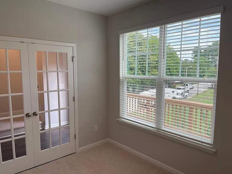 2822 Saltaire Ave — Photo 13