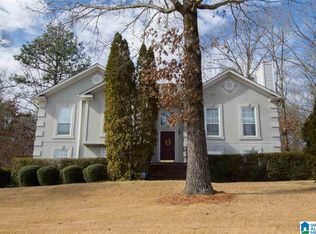 624 Park Forest Ln, Alabaster, AL 35007