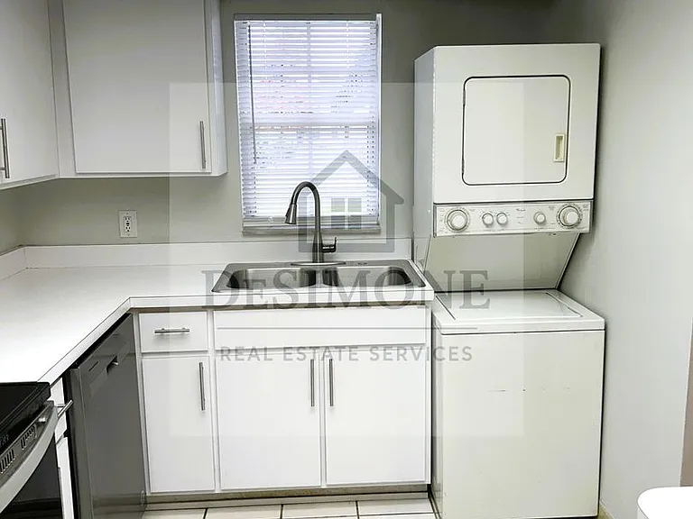 Forest Edge Apartments — Photo 107