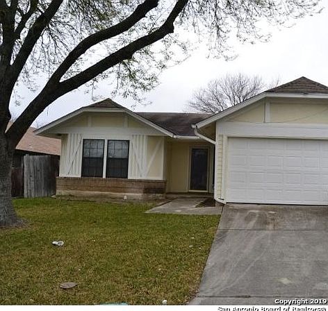 1st image of 329 Cypressfox Dr