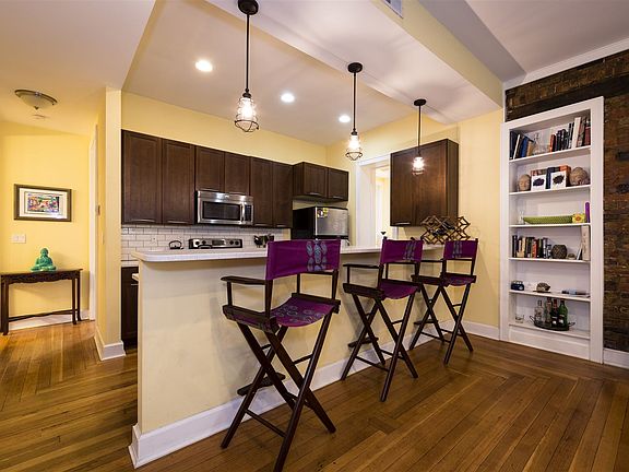 2nd image of 2356 Park Ave Unit 1