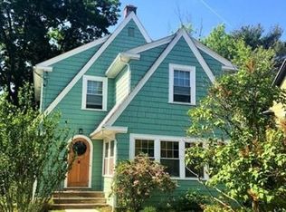 64 Harvard St, Holyoke, MA 01040