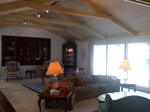 169 Eleanor Dr, Woodside, CA 94062